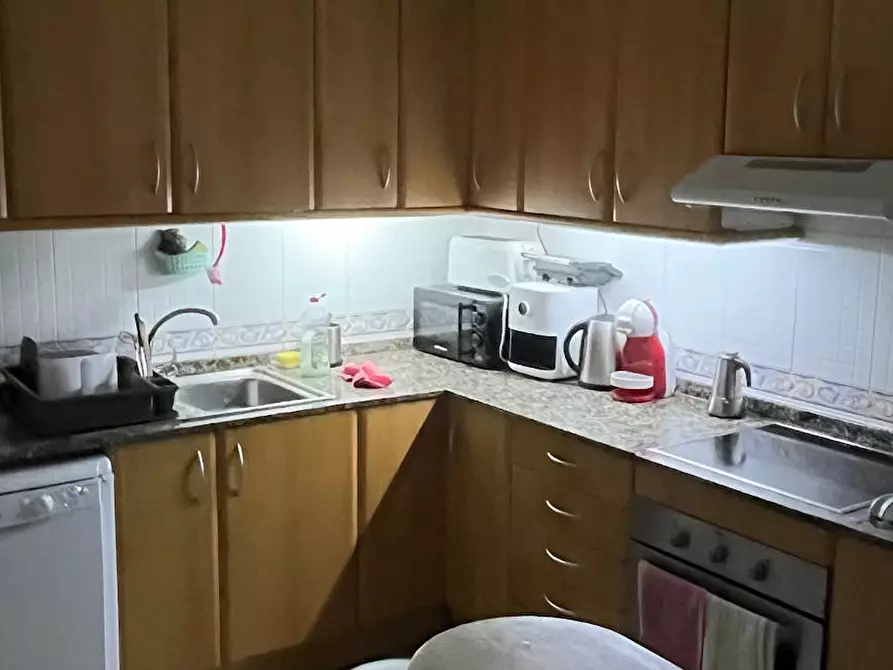 Immagine 6 di Camera in affitto  in Carrer de Sant Joan de Malta a Barcelona