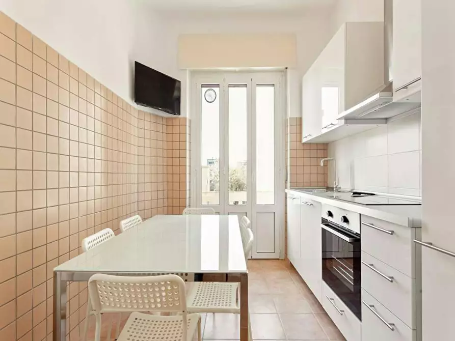 Immagine 6 di Camera in affitto  in Via Pantigliate a Milano