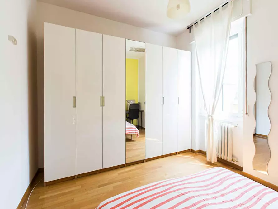 Immagine 4 di Camera in affitto  in Via Volterra a Milano