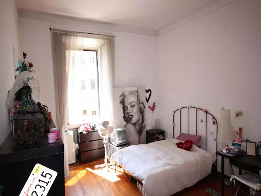 Immagine 3 di Camera in affitto  in Piazza Ventiquattro Maggio a Milano