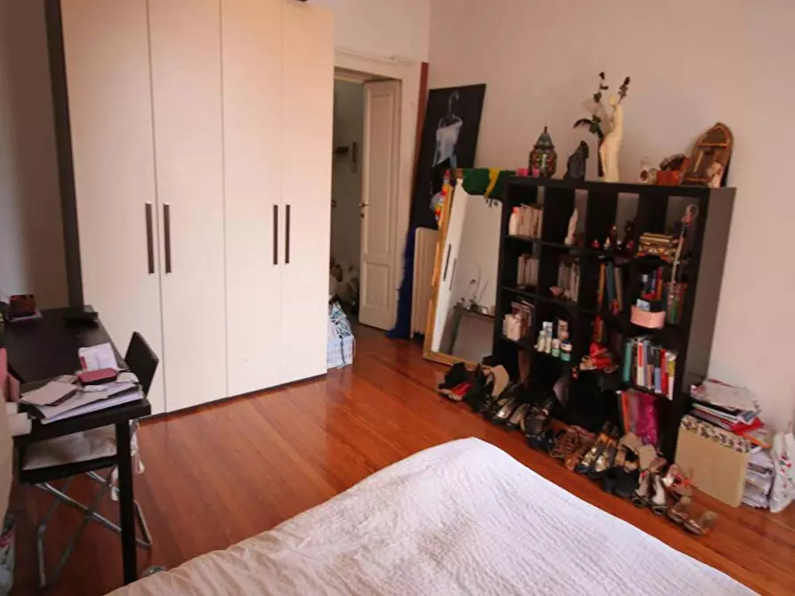 Immagine 5 di Camera in affitto  in Piazza Ventiquattro Maggio a Milano