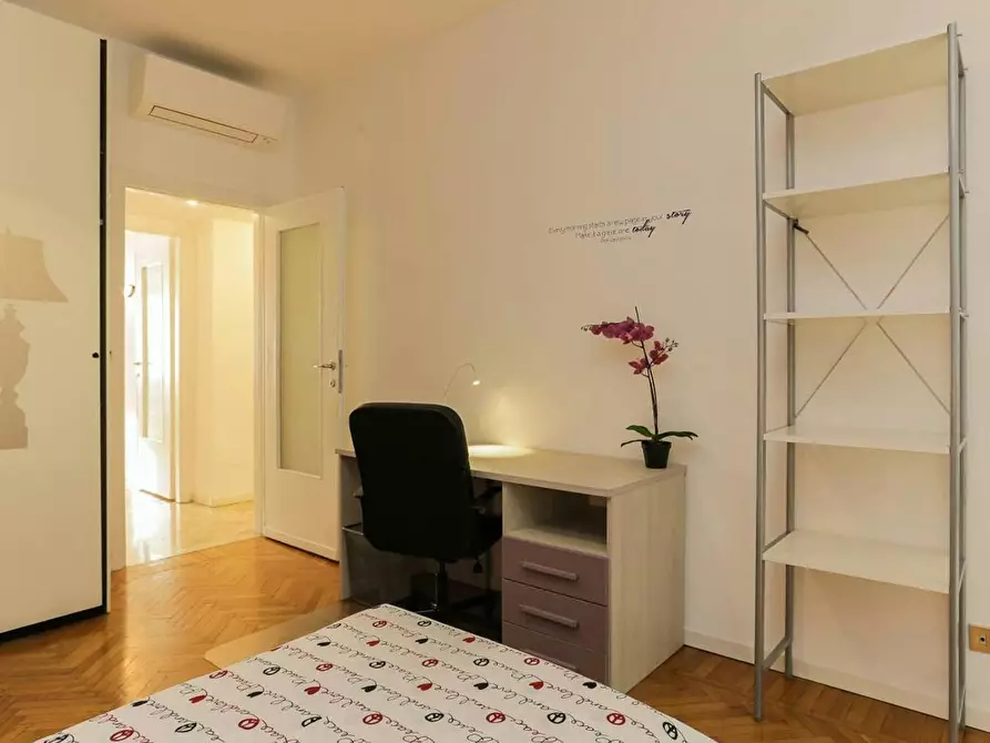 Immagine 5 di Camera in affitto  in Viale Lombardia a Milano