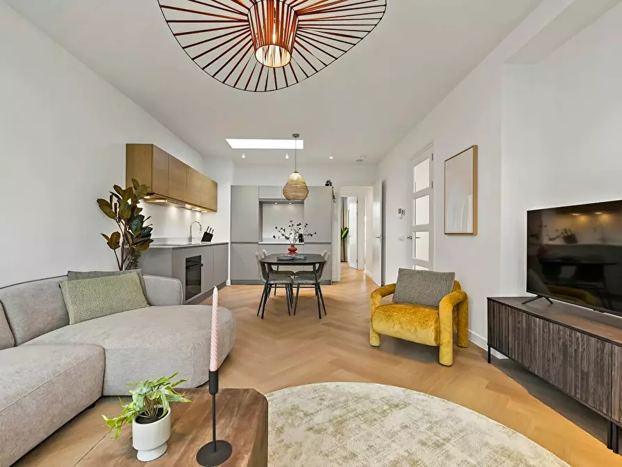 Immagine 2 di Appartamento in affitto  in Laan van Meerdervoort a 's-Gravenhage