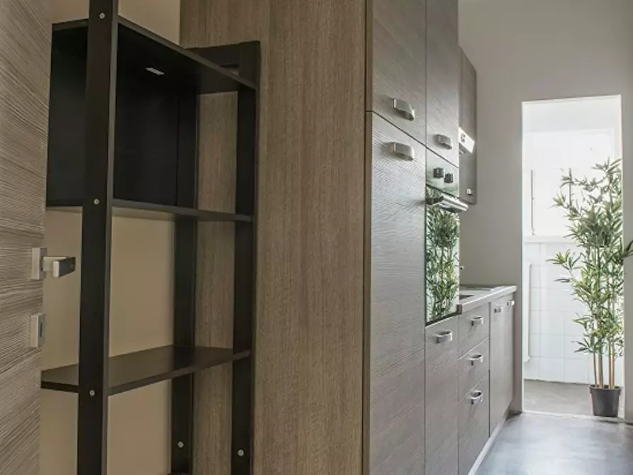 Immagine 8 di Camera in affitto  in Largo Domodossola a Milano