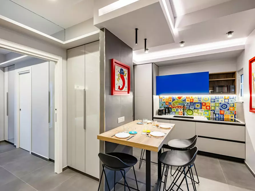 Immagine 1 di Appartamento in affitto  in Via Santa Maria Antesaecula a Napoli