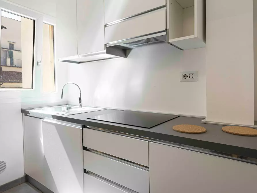 Immagine 5 di Appartamento in affitto  in Borgo Pinti a Firenze