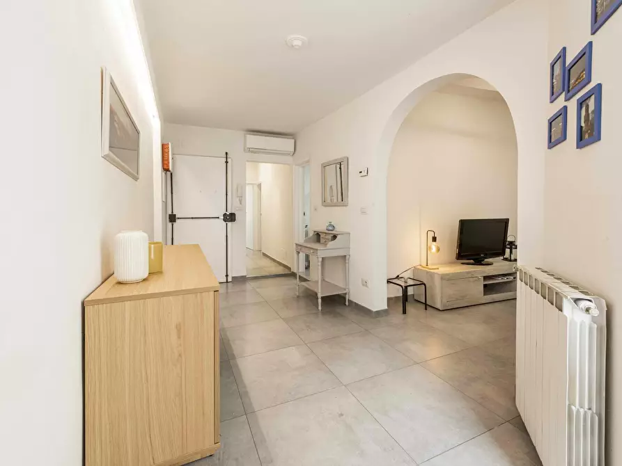 Immagine 8 di Appartamento in affitto  in Borgo Pinti a Firenze