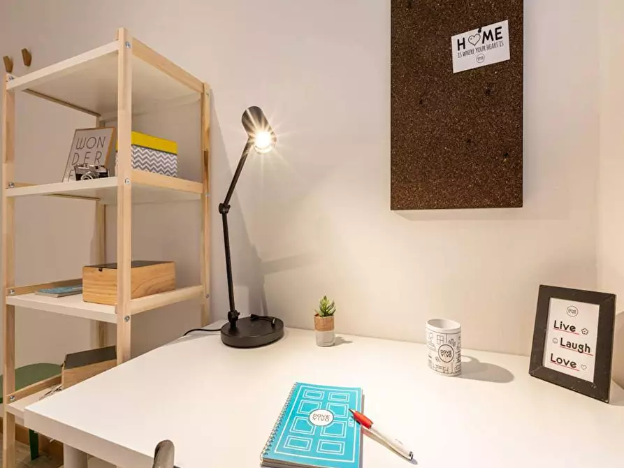 Immagine 6 di Camera in affitto  in Via Giovanni Pastorelli a Milano