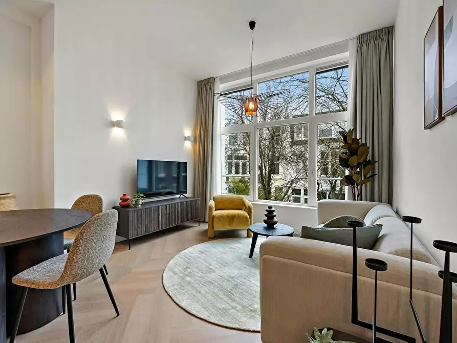 Immagine 1 di Appartamento in affitto  in Laan van Meerdervoort a 's-Gravenhage