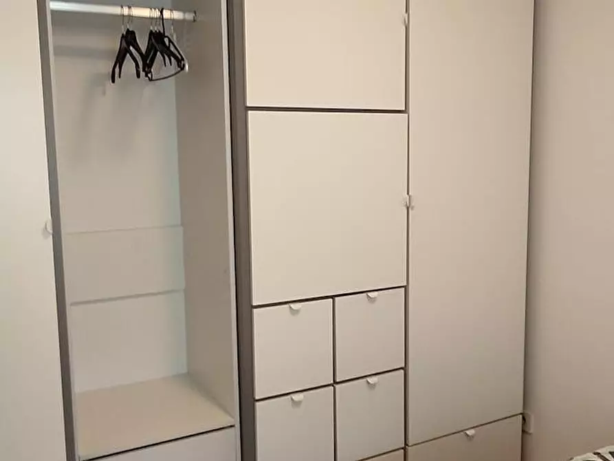 Immagine 8 di Appartamento in affitto  in Elsenstraße a Berlin