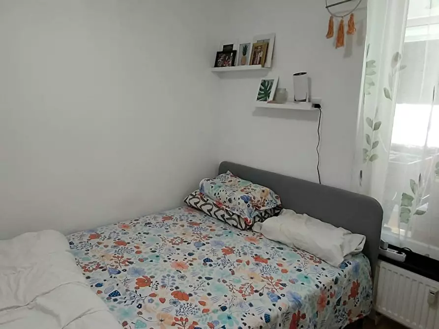 Immagine 4 di Appartamento in affitto  in Elsenstraße a Berlin