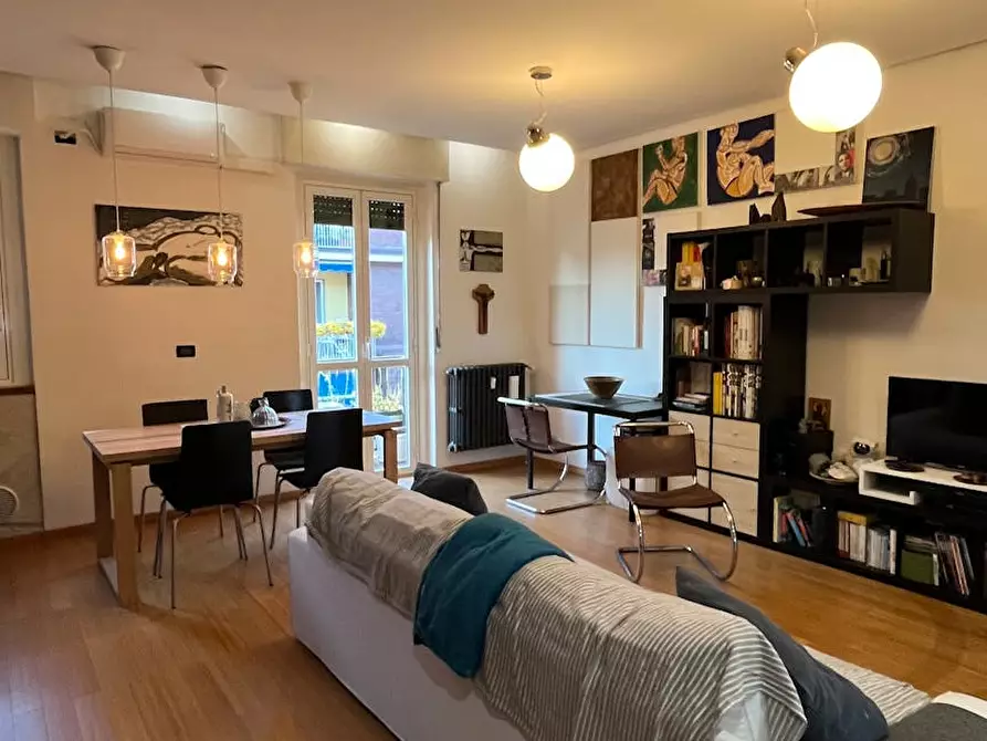 Immagine 1 di Appartamento in affitto  in Via Legnone a Milano