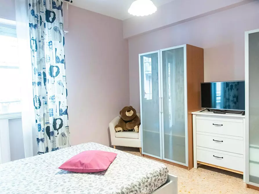 Immagine 1 di Camera in affitto  in Via Tuscolana a Roma