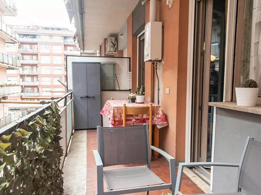 Immagine 5 di Camera in affitto  in Via Tuscolana a Roma