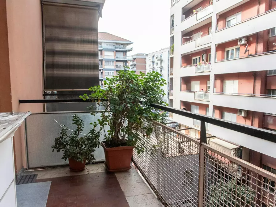 Immagine 6 di Camera in affitto  in Via Tuscolana a Roma