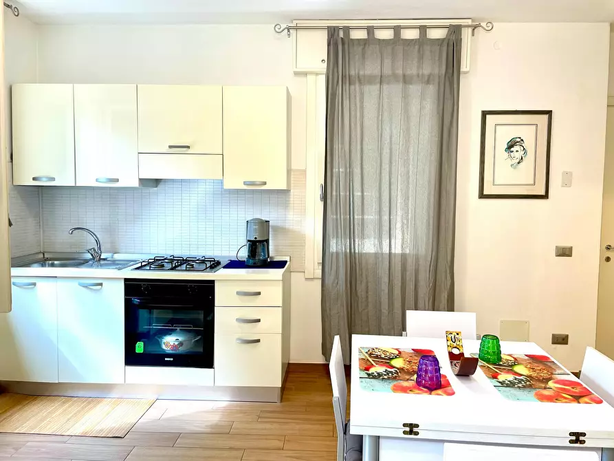 Immagine 10 di Appartamento in affitto  in Via Leonardo Loredan a Padova