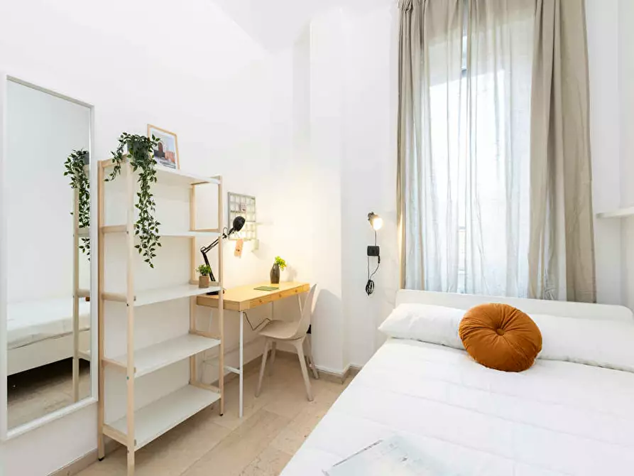 Immagine 1 di Camera in affitto  in Via Amatore Sciesa a Milano