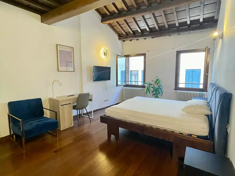 Immagine 1 di Camera in affitto  in Via del Santo a Padova