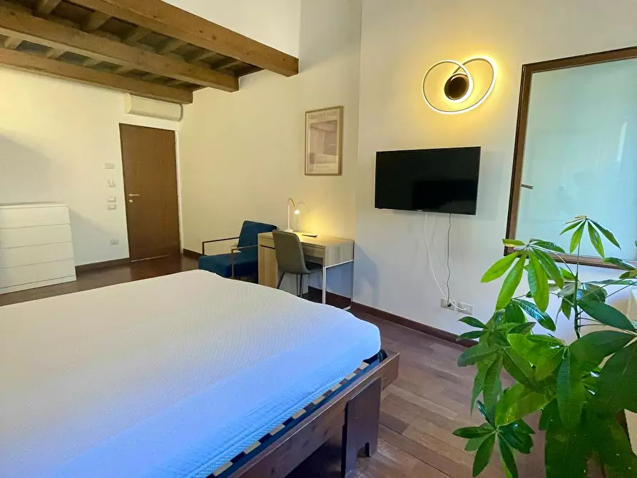 Immagine 6 di Camera in affitto  in Via del Santo a Padova