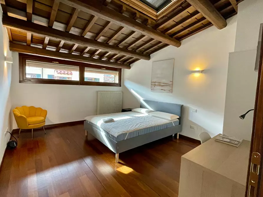 Immagine 2 di Camera in affitto  in Via del Santo a Padova