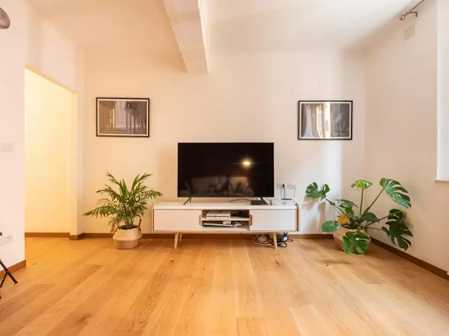 Immagine 1 di Appartamento in affitto  in Via Savenella a Bologna