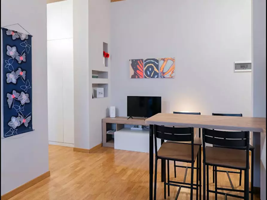 Immagine 9 di Appartamento in affitto  in Via Modica a Milano