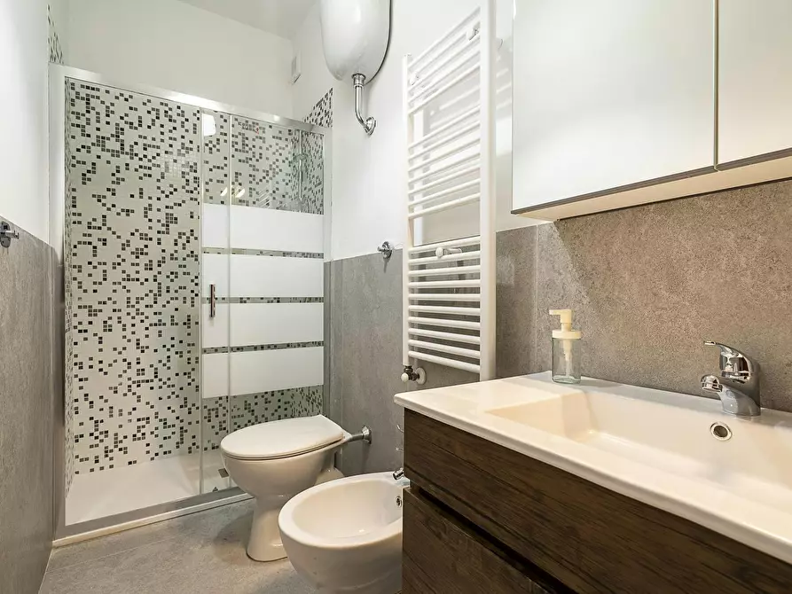 Immagine 8 di Camera in affitto  in Via Giovan Battista Pellizzi a Pisa