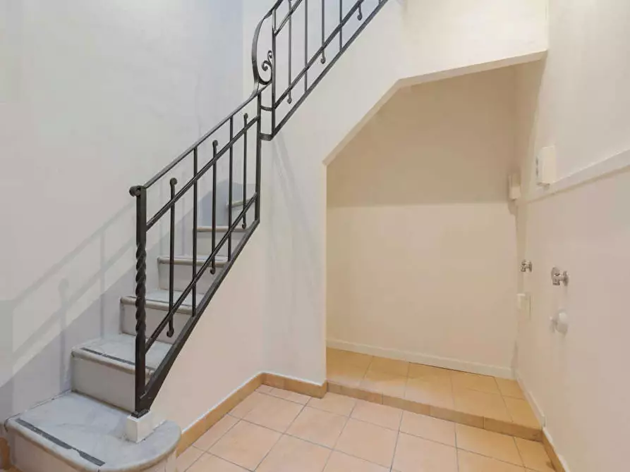 Immagine 8 di Camera in affitto  in Via dei Mercanti a Torino