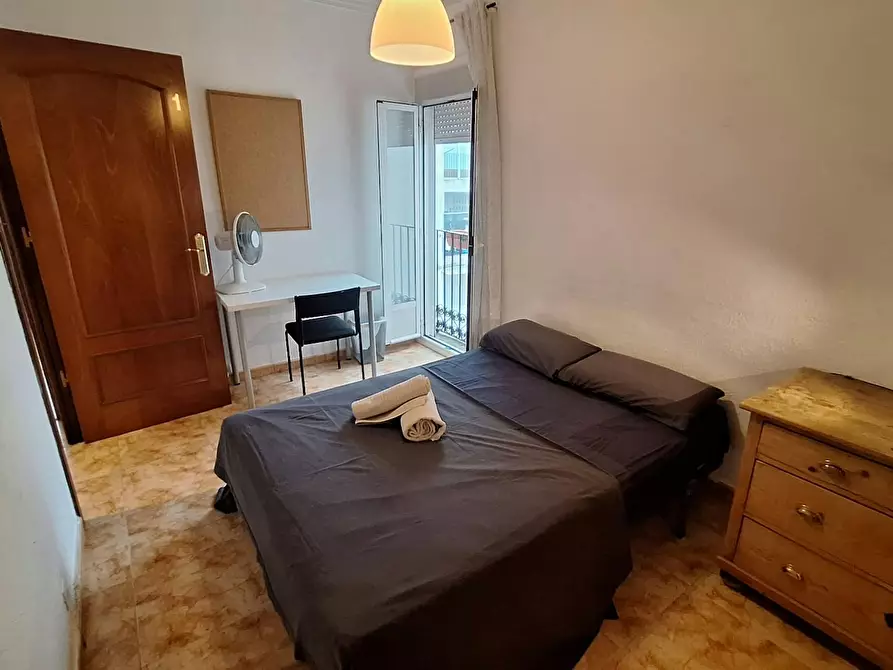 Immagine 1 di Camera in affitto  in Carrer de Ferrer de Blanes a Barcelona