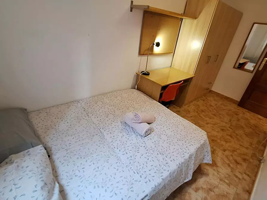 Immagine 2 di Camera in affitto  in Carrer de Ferrer de Blanes a Barcelona
