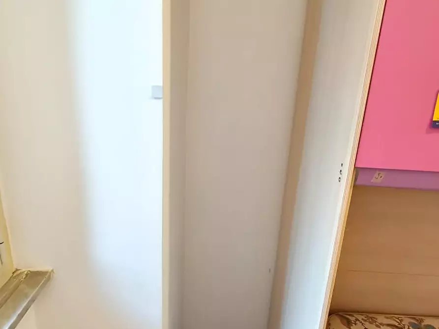 Immagine 4 di Camera in affitto  in Via Vinicio Cortese a Ciampino