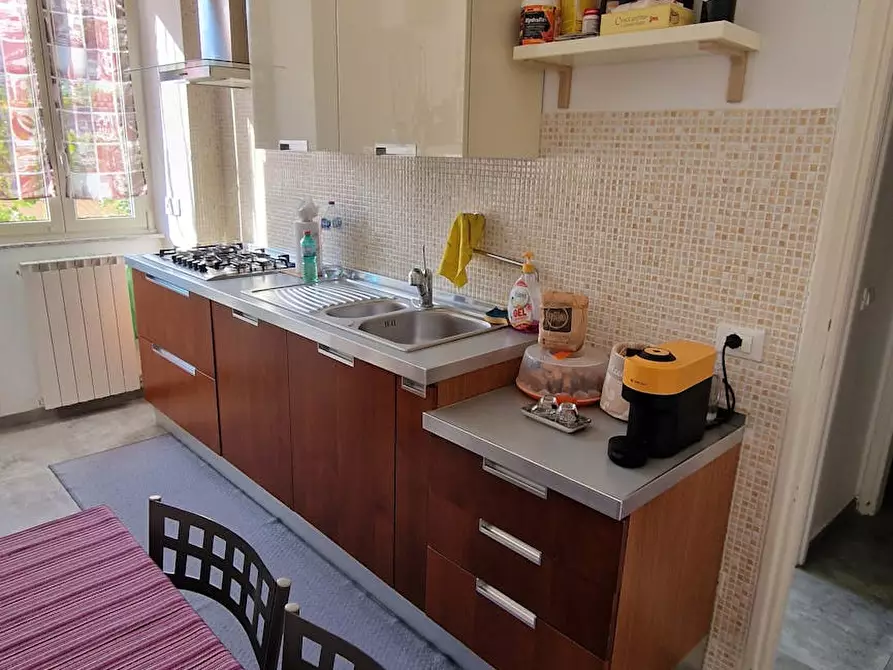 Immagine 9 di Camera in affitto  in Via Vinicio Cortese a Ciampino