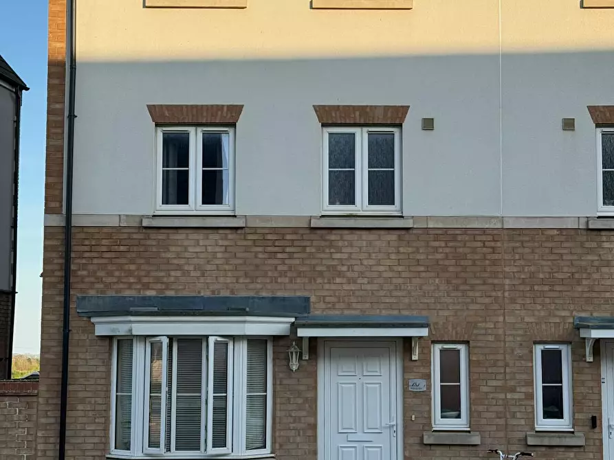 Immagine 3 di Casa indipendente in affitto  in Roman Road a Corby