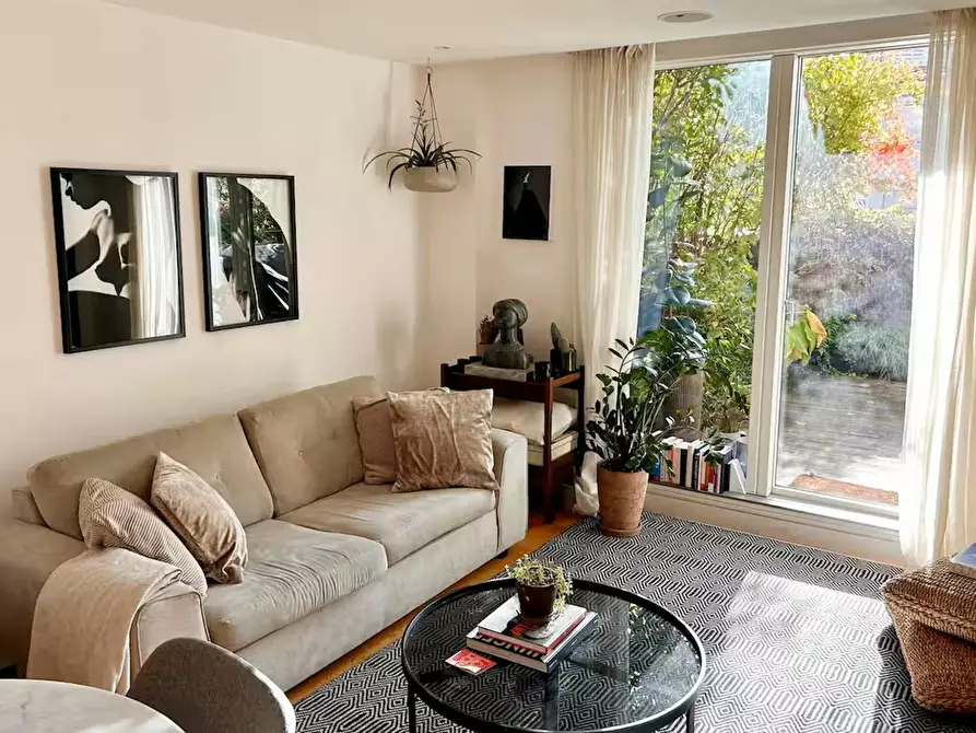 Immagine 1 di Appartamento in affitto  in Leonard Street a Islington