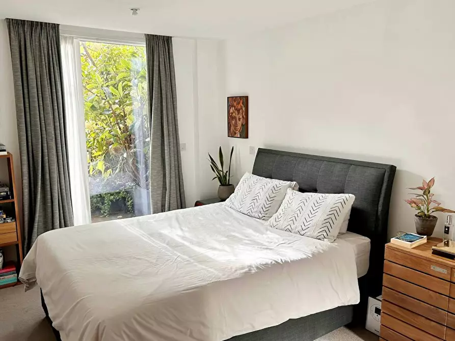 Immagine 2 di Appartamento in affitto  in Leonard Street a Islington
