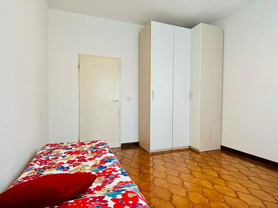 Immagine 5 di Camera in affitto  in Via Ugo Ojetti a Milano