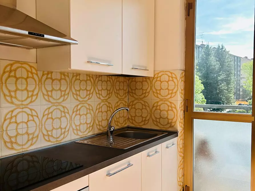 Immagine 8 di Camera in affitto  in Via Ugo Ojetti a Milano