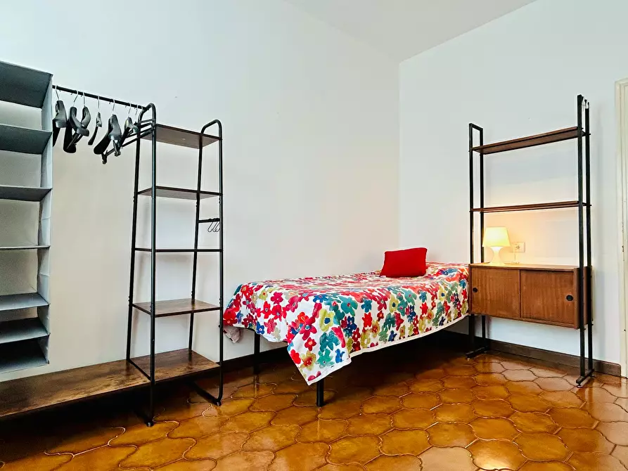 Immagine 3 di Camera in affitto  in Via Ugo Ojetti a Milano