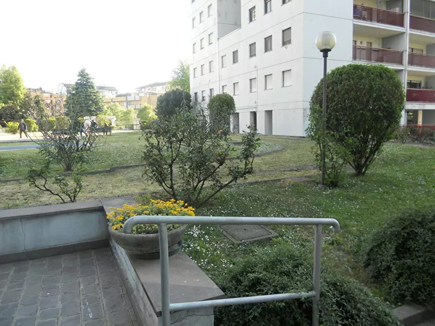 Immagine 3 di Camera condivisa in affitto  in Via Benozzo Gozzoli a Milano