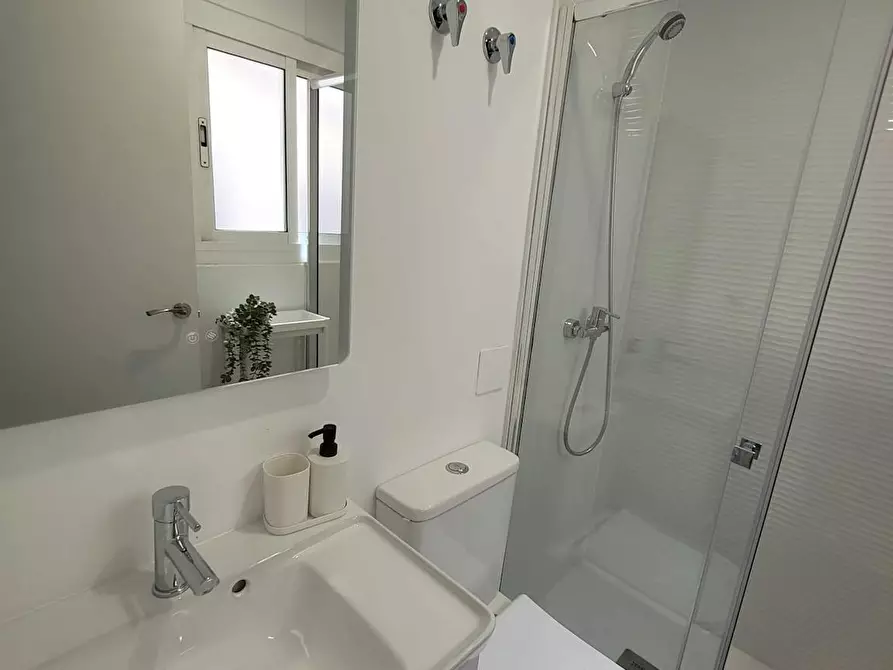 Immagine 8 di Camera in affitto  in Carrer del Pare Mendez a El Realon