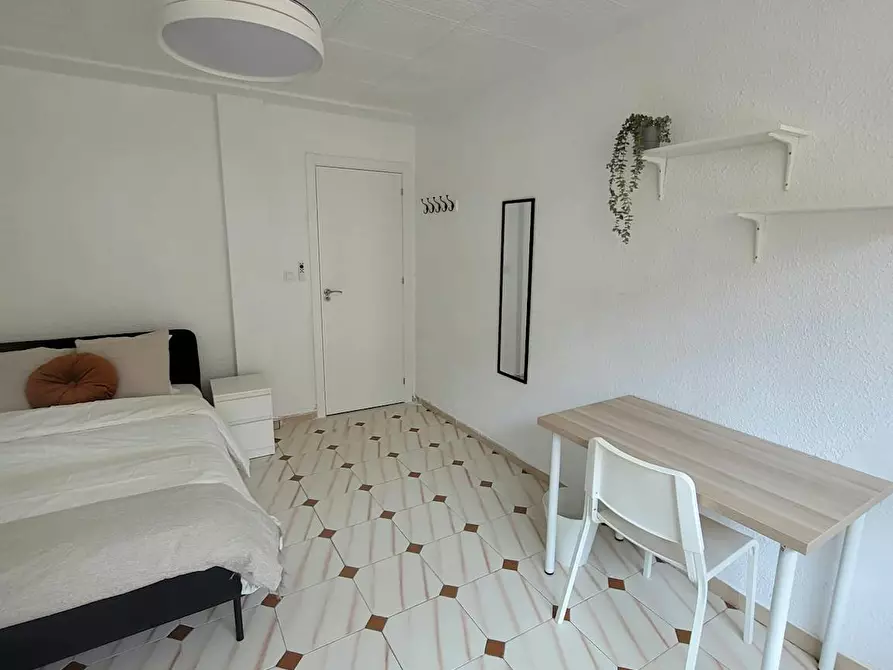 Immagine 3 di Camera in affitto  in Carrer del Pare Mendez a El Realon