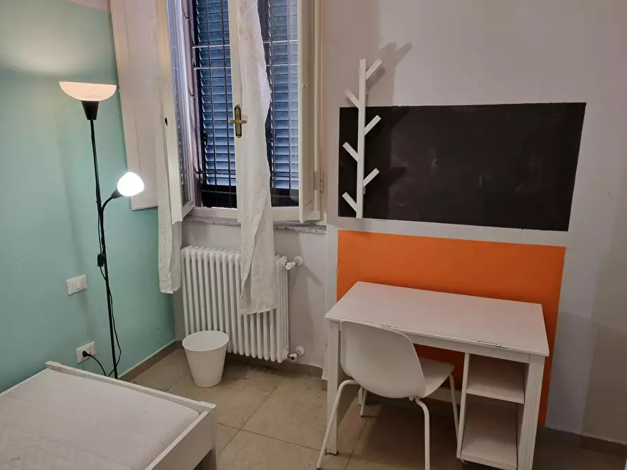 Immagine 3 di Camera in affitto  in Via Vanni Turino a Pisa