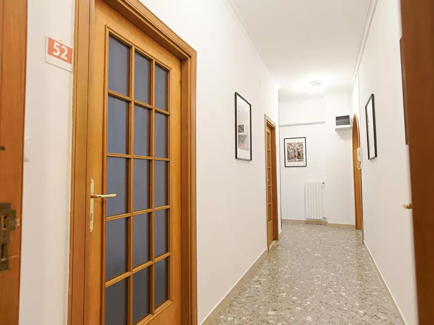 Immagine 8 di Camera in affitto  in Viale Bognar a Pozzuoli