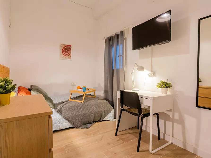 Immagine 1 di Camera in affitto  in Carrer d'Honorat Juan a Valencia