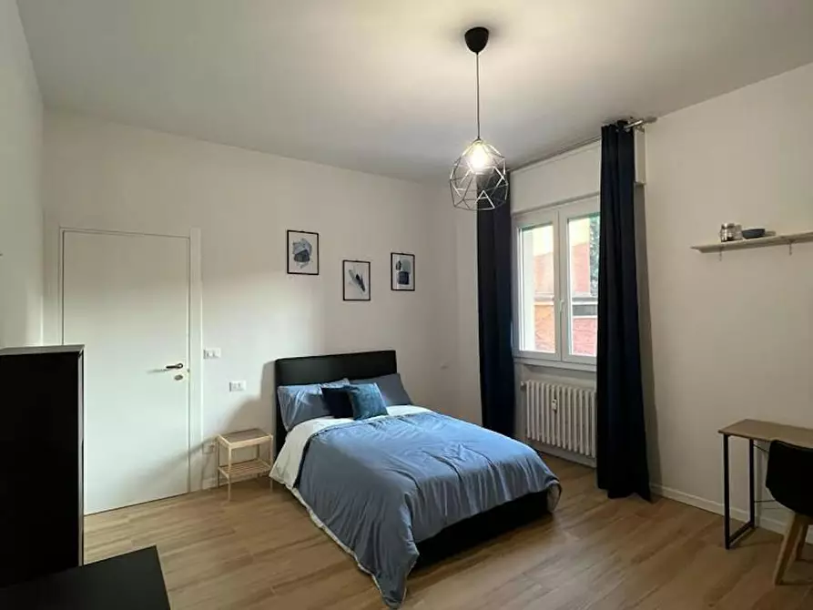 Immagine 3 di Camera in affitto  in Via Fossolo a Bologna