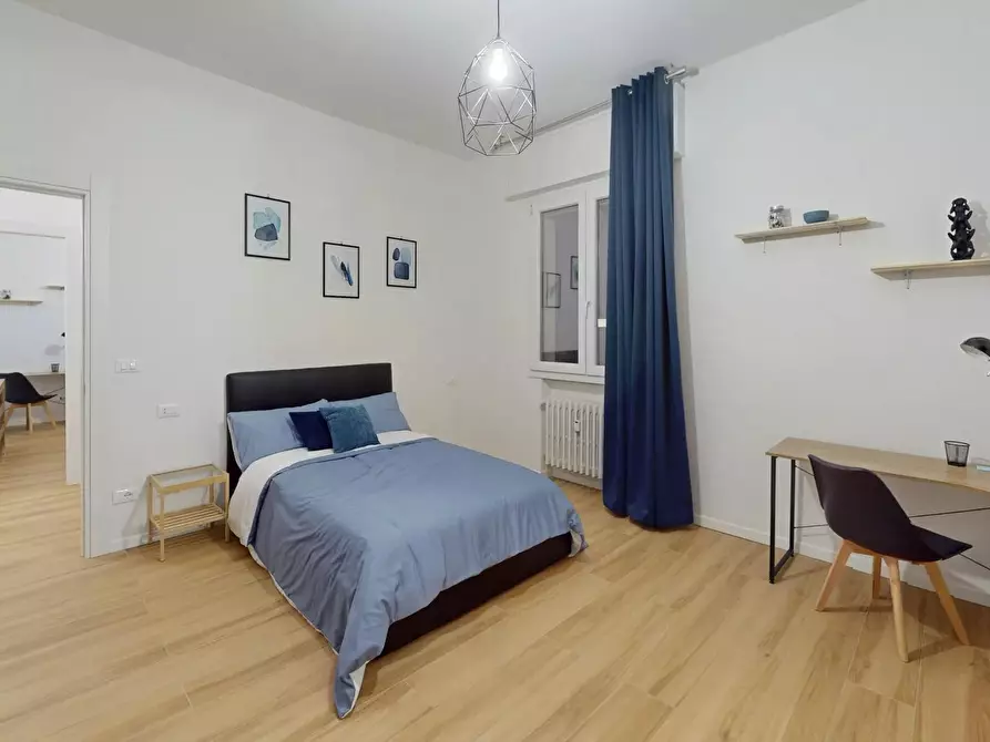 Immagine 5 di Camera in affitto  in Via Fossolo a Bologna
