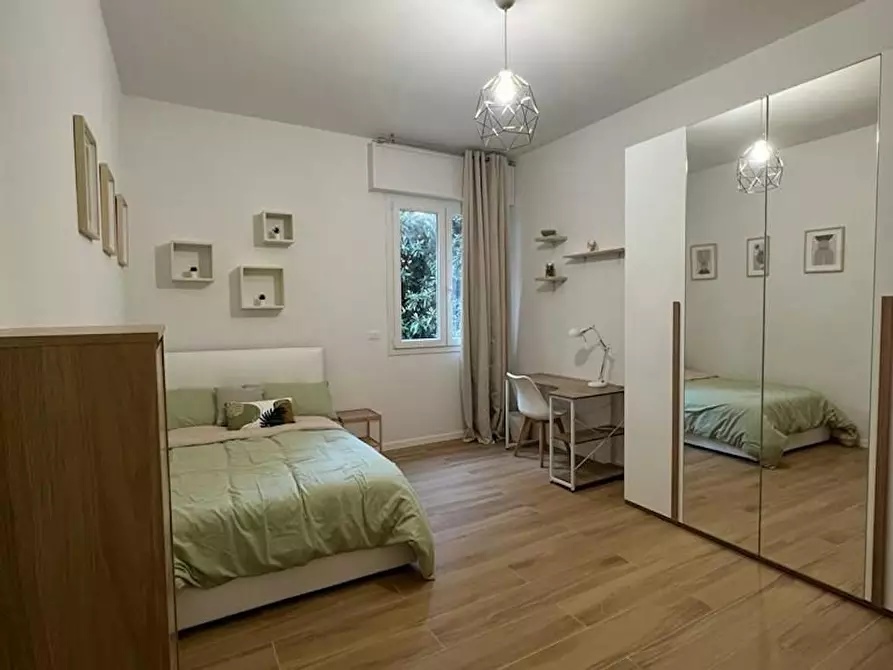 Immagine 1 di Camera in affitto  in Via Fossolo a Bologna