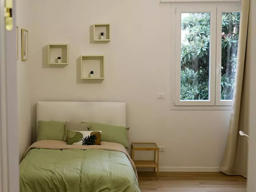 Immagine 3 di Camera in affitto  in Via Fossolo a Bologna