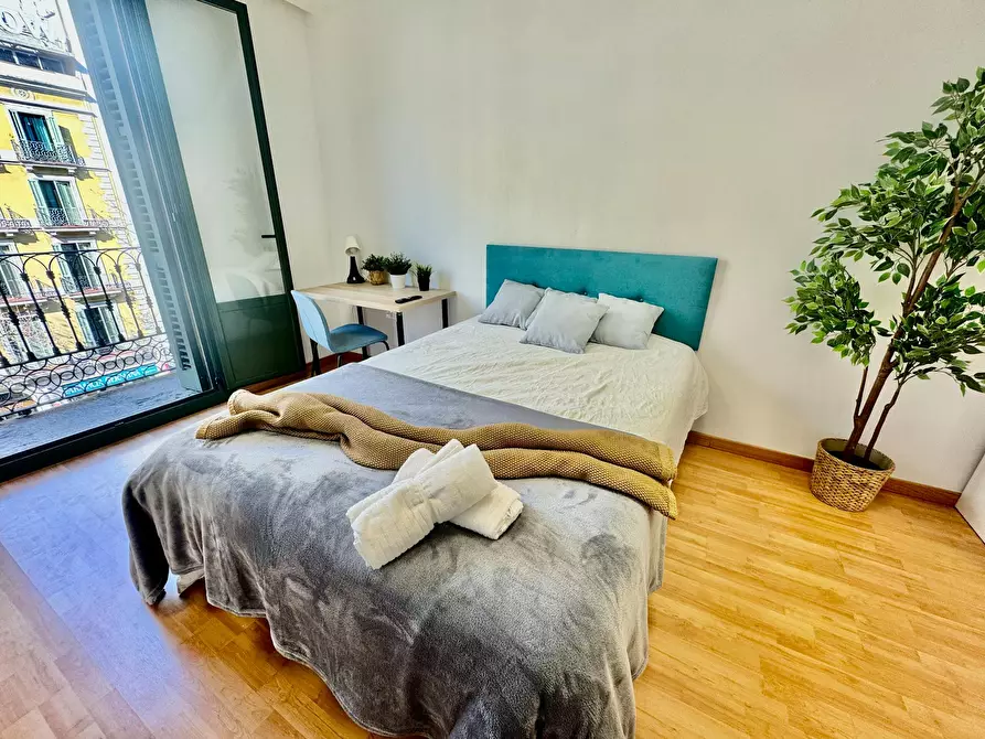 Immagine 4 di Camera in affitto  in Ronda de Sant Pere a Barcelona