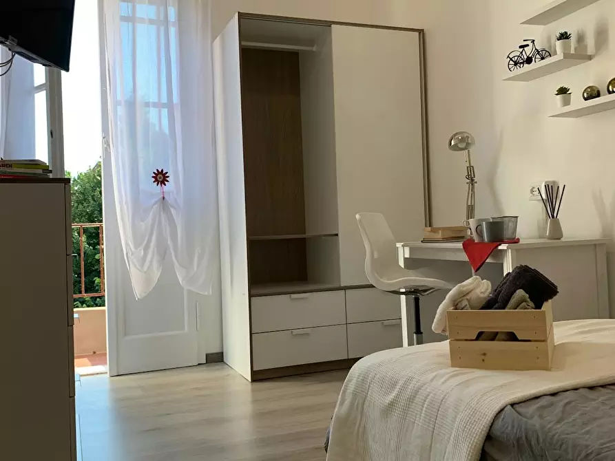 Immagine 4 di Camera in affitto  in Via Mazzini a Bologna